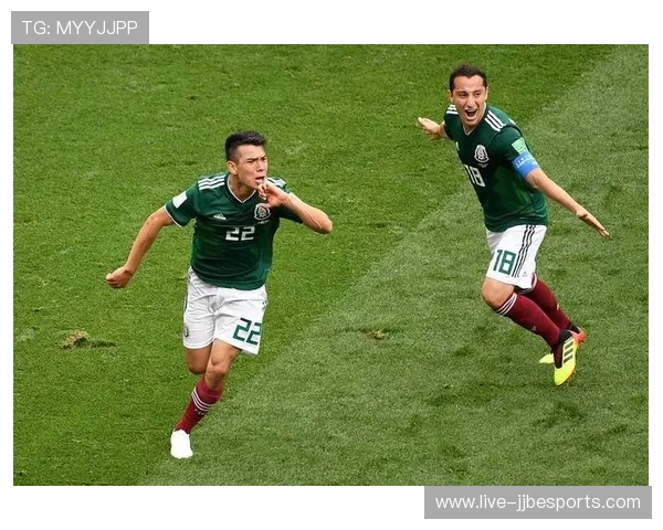 一生未曾捧起金杯的足球巨星们他们的传奇与遗憾