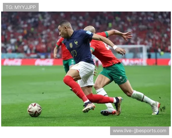 五月六号生日的足球球星精彩生涯回顾与成就分析